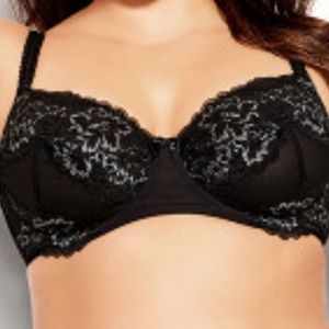NWT Gorgeous Underwire Bra